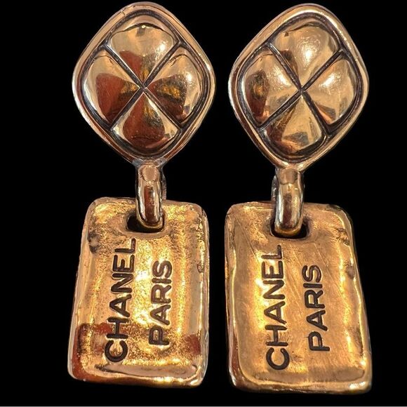 Chanel Vintage Logo Diamond Quilting Gold Plated Dangle Earrings - Picture 2 of 5